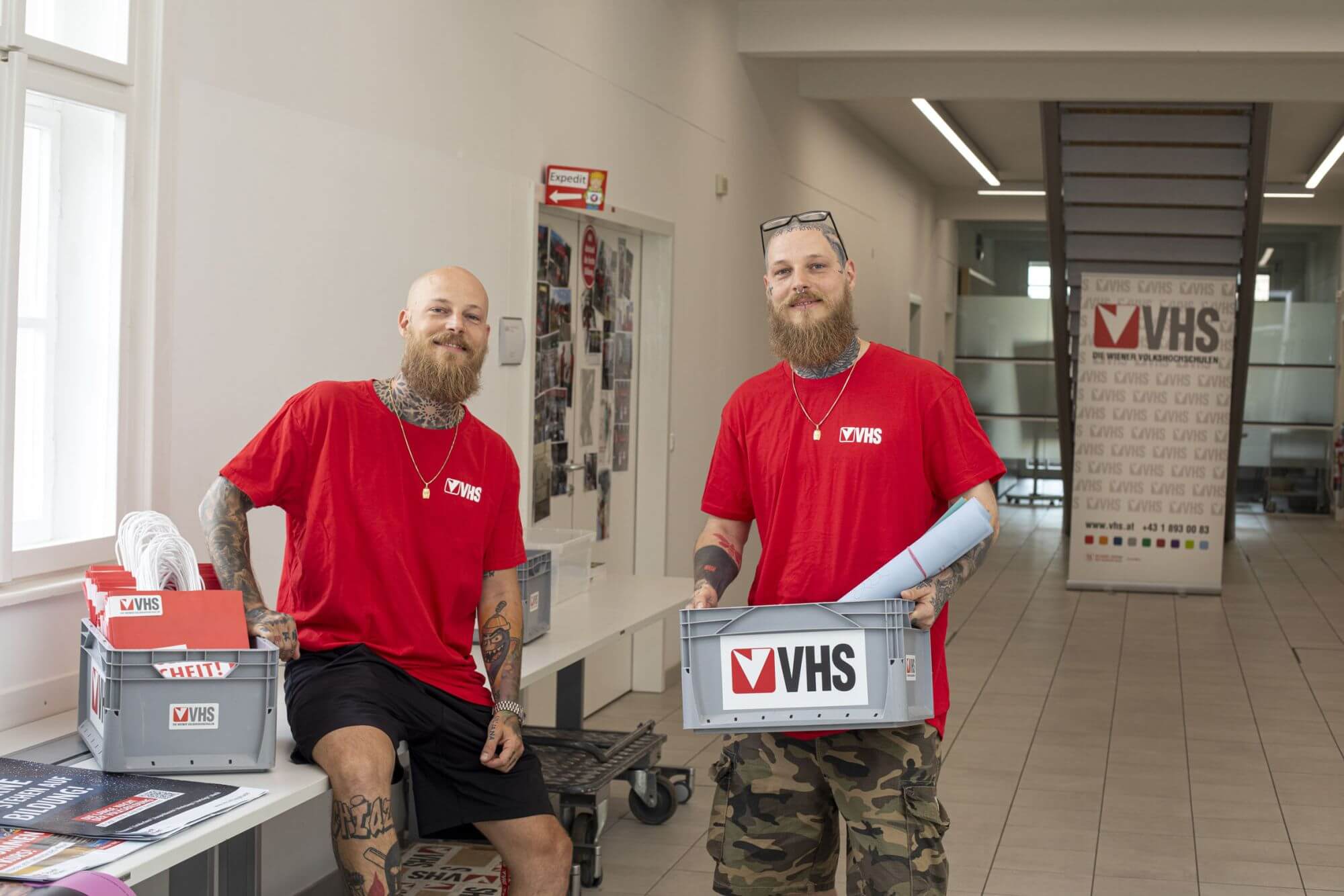 Erfolgsgeschichte von Dennis, Reinigungskraft bei VHS Wien