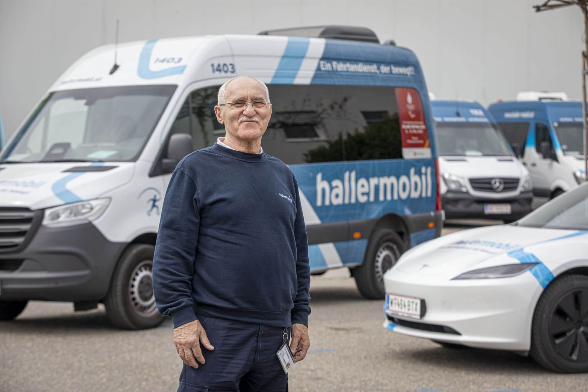 Erfolgsgeschichte von Khuseyn, Fahrtendienstlenker bei hallermobil