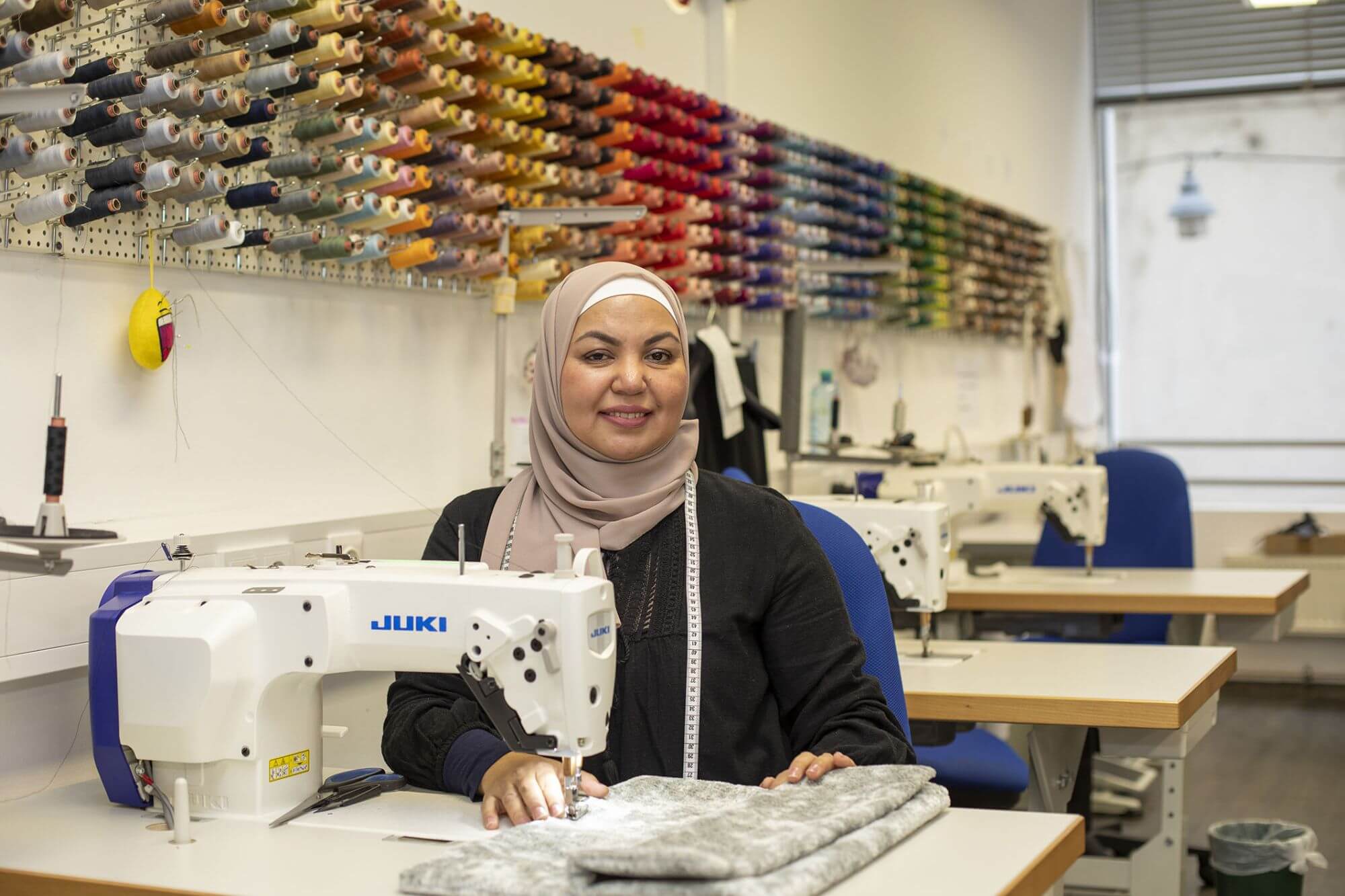 Erfolgsgeschichte von Shekeba Akbari, Schneiderin bei der Steffl Textilhandel GmbH