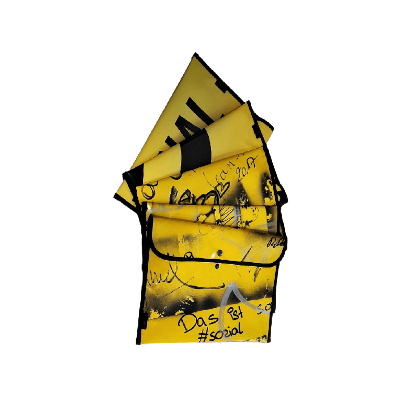 Dokumententasche aus Planen von Amnesty International